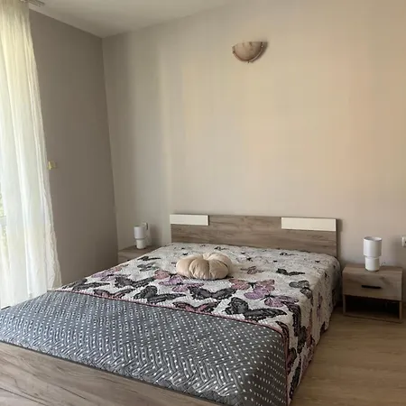 Apartment студиа осака Sunny Beach